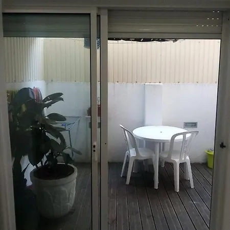 Lägenhet In *